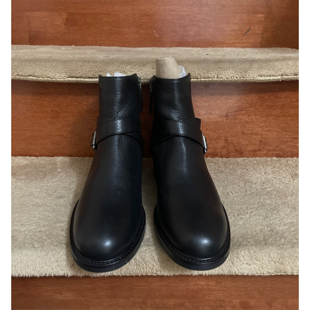 NWOT Aquatalia Black Leather Ankle Boots & Booties Women Size 8 - Picture 3 of 10
